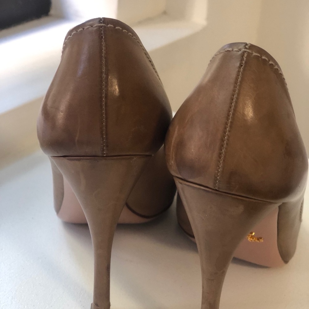 Prada Pumps - image 4